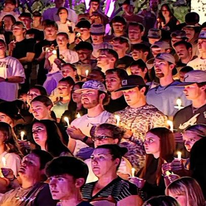 Igrejas enfrentam legado complexo de Charlie Kirk e suas implicações sociais