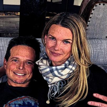 Scott Wolf e esposa em disputa judicial após saída dela de reabilitação