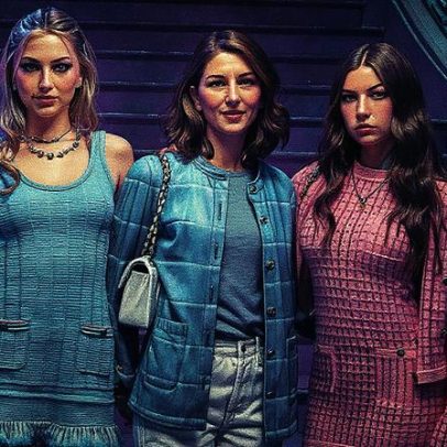 Romy Coppola é criticada por alugar helicóptero durante Festival de Veneza