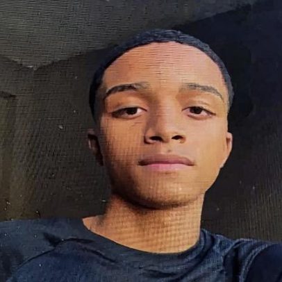 Pai lamenta a perda do filho de 15 anos após afogamento no Leme