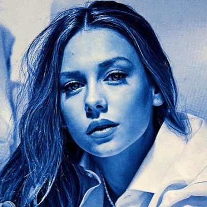 Ester Expósito revela cena de sexo intensa que nunca foi ao ar