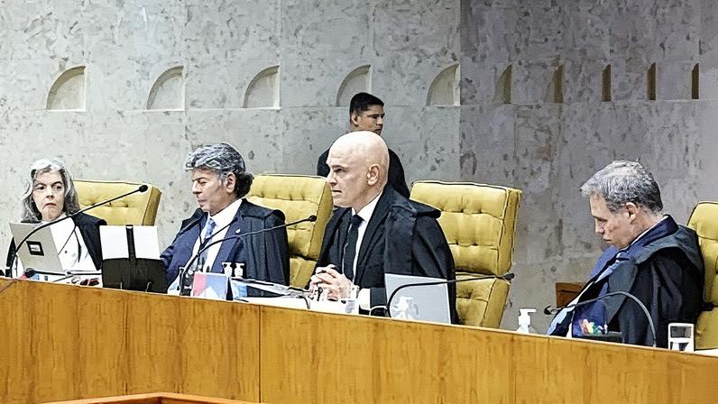 Sessão extraordinária do STF em 1º de agosto de 2025 (Foto: Reprodução)