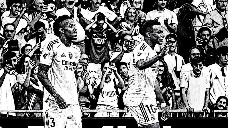 Eder Militão e Kylian Mbappé comemoram um gol durante partida da LaLiga entre Real Madrid e RCD Espanyol no Estádio Santiago Bernabéu (Foto: Reprodução)