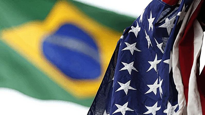 Bandeiras do Brasil e dos Estados Unidos dispostas lado a lado (Foto: Reprodução)