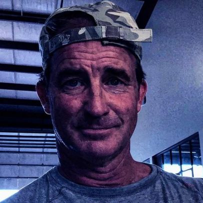 Esposo de ex-executiva da HR revela separação após escândalo do Coldplay