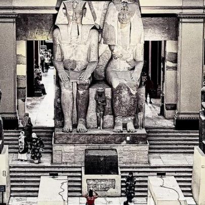 Bracelete egípcio de 3.000 anos é encontrado após ser roubado e derretido