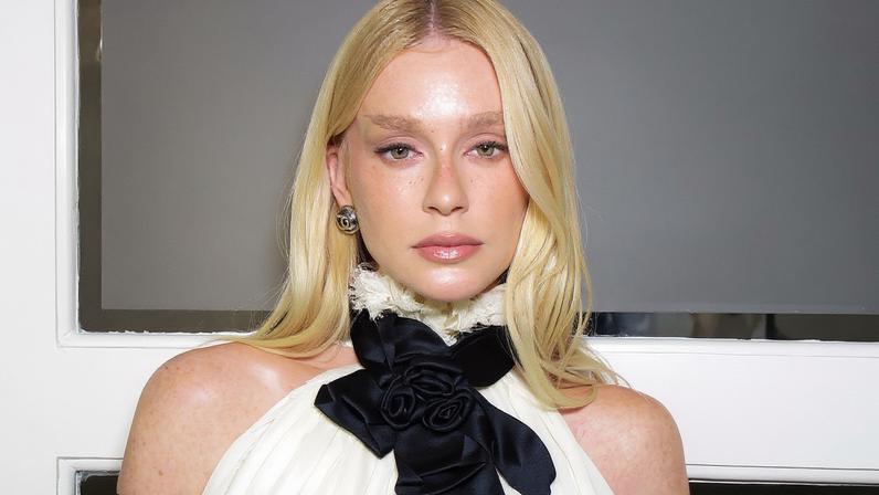 Marina Ruy Barbosa em uma sessão de fotos (Foto: Reprodução)