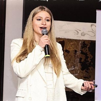 Jovem empreendedora arrecada US$ 14 milhões para app que une amizades