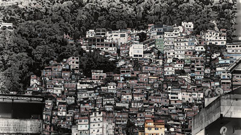 Rocinha, comunidade que será beneficiada com o retorno das obras do PAC (Foto: Reprodução)