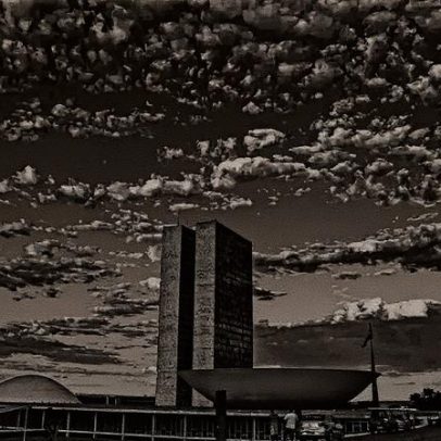 PEC garante foro privilegiado a presidentes de partidos políticos no Brasil