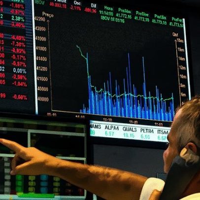 Ibovespa inicia a semana em queda e se afasta dos 146 mil pontos