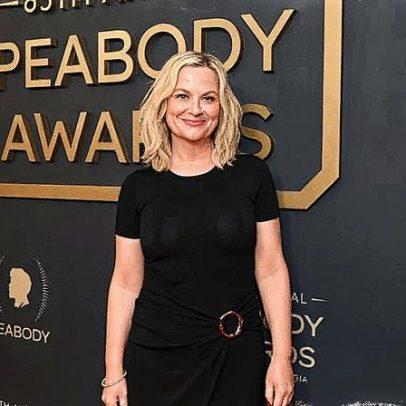Amy Poehler critica a cultura de produtividade e revela nunca ter faltado ao trabalho