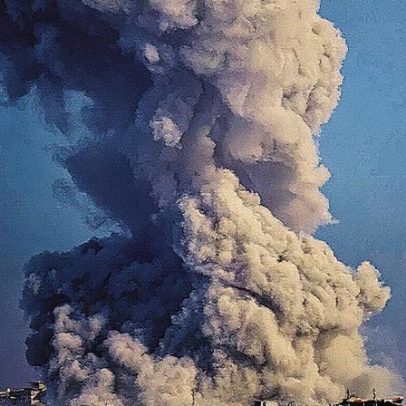 Ataques israelenses matam mais de 40 pessoas em Gaza antes de reunião da ONU