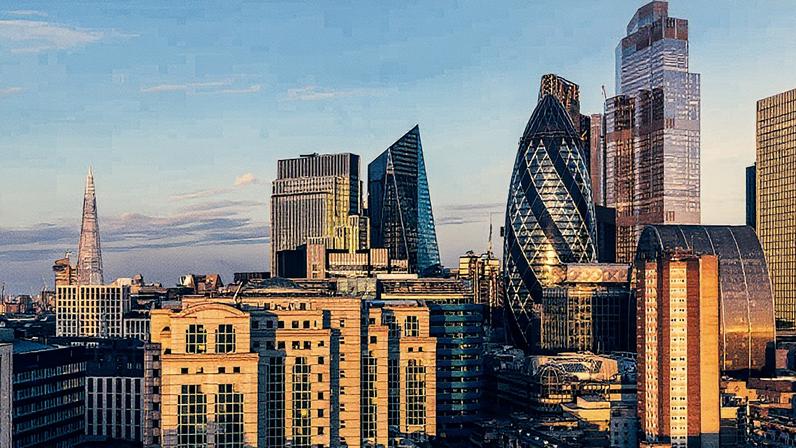 Cidade de Londres com o distrito financeiro ao amanhecer (Foto: Reprodução)