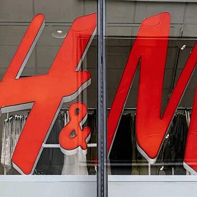 Ações da H&M disparam 10% após lucro surpreendente no terceiro trimestre