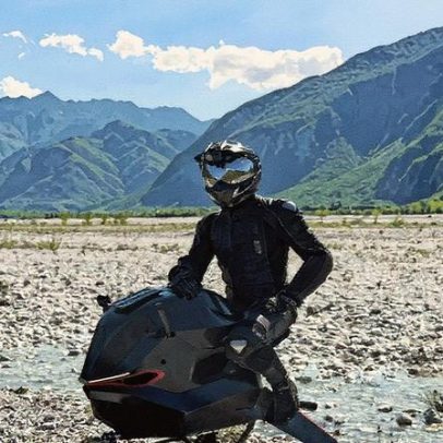 Volonaut lança Airbike, moto voadora que custa R$ 4,7 milhões; assista ao vídeo