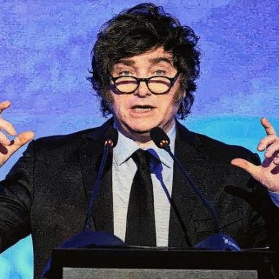 Milei suaviza discurso em encontro com a ultradireita no Paraguai