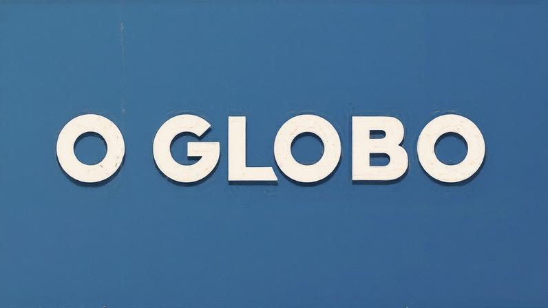 Yoane Wissa, jogador do Newcastle, posando para a foto (Foto: Reprodução)