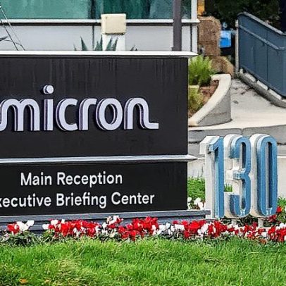 Micron deve se valorizar, aponta análise otimista de Jim Cramer