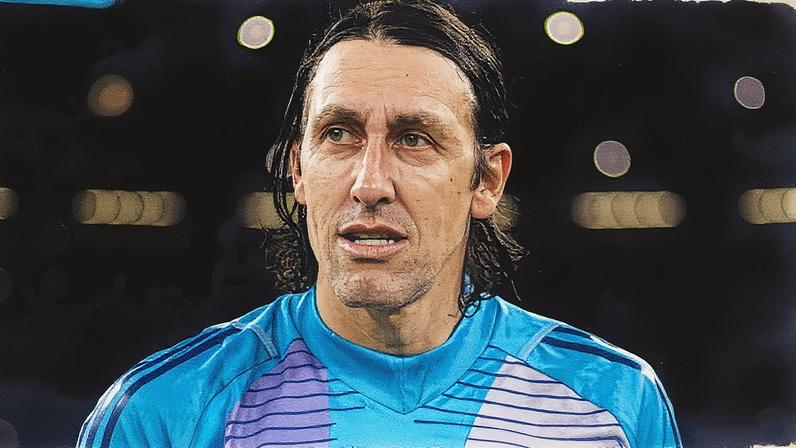 Cássio em ação durante partida entre Cruzeiro e Atlético-MG pela Copa do Brasil (Foto: Reprodução)