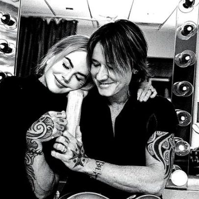 Keith Urban sugere problemas no casamento com Nicole Kidman em redes sociais