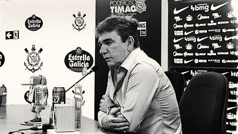 MP intimou o ex-presidente do Corinthians (Foto: Rodrigo Coca/Ag. Corinthians)