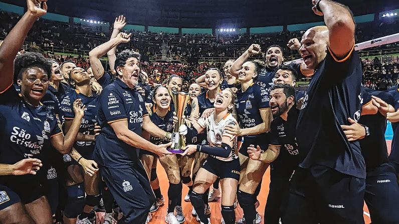 Osasco conquistou sexto título da Superliga (Foto: Divulgação/ CBV)