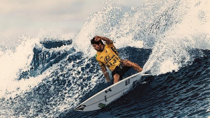 Yago Dora em ação nas finais da WSL (Foto: Reprodução/Instagram: @yagodora)