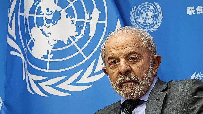 Lula diz que Zambelli pagará pelo que fez na Itália ou no Brasil