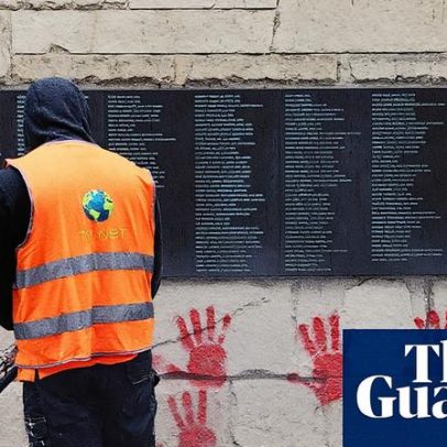 Suspeita ligação com a Rússia após búlgaros presos por vandalizar memorial judaico em Paris