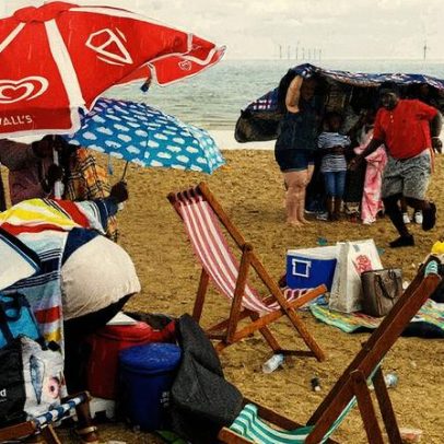 Martin Parr revela autobiografia informal ao se afastar da câmera