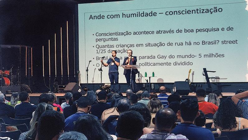 Congresso ALEF 2024 - palestra com Mec Pier, que também estará na edição 2025 - Foto: Reprodução