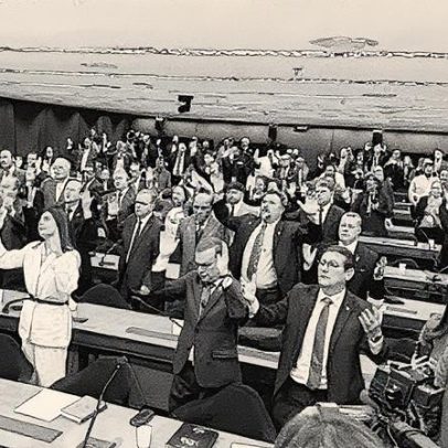 Câmara dá urgência à criação da Bancada Cristã