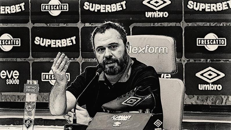 Presidente do Fluminense, Mário Bittencourt durante coletiva no CT Carlos Castilho (Foto: Lucas Merçon/Fluminense FC)