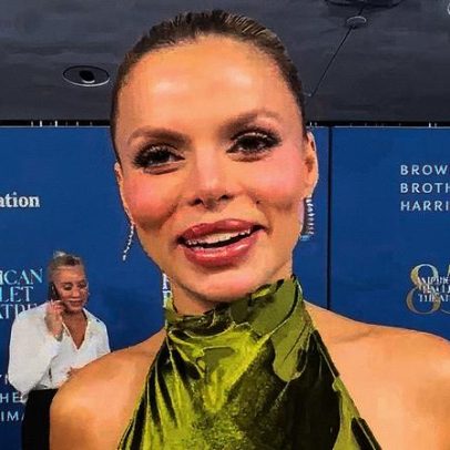 Brooks Nader brinca que ela e as irmãs são psicóticas no coração