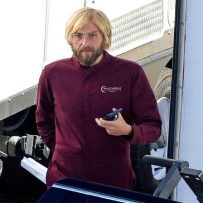 Jonah Hill mostra emagrecimento no set após revelar novo visual