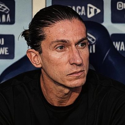 Torcedores do Flamengo mandam recado a Filipe Luís: nunca mais