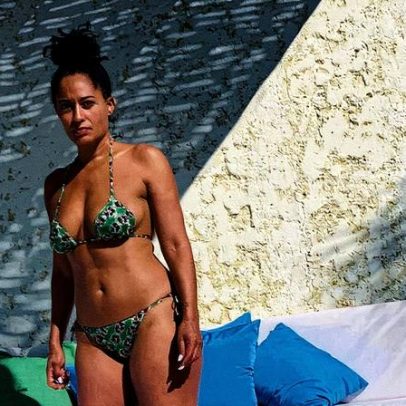 Tracee Ellis Ross exibe biquíni e celebra 53º aniversário