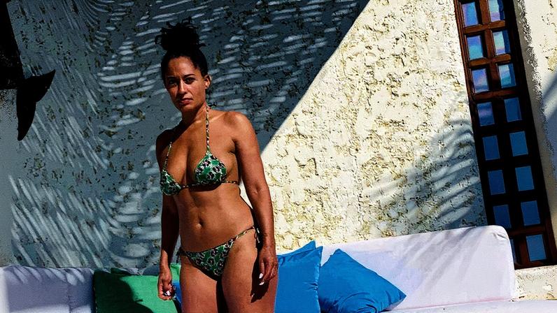 Tracee Ellis Ross posed in sizzling bikini snaps. Instagram/@traceeellisross