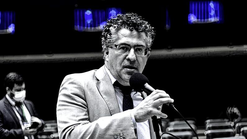 PT propõe endurecer pena para quem fabrica e comercializa bebidas adulteradas