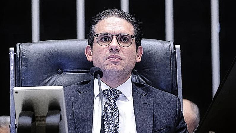 PEC da Segurança será votada após saída da comissão especial, diz Motta