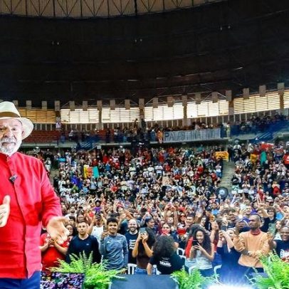 Lula fala a estudantes sobre doutrina latino-americana
