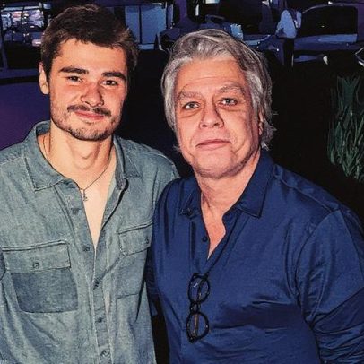 Fábio Assunção curte noite com o filho mais velho João Assunção