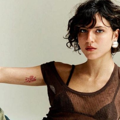 Flora Camolese afirma ter senso crítico e nunca ter tido ídolo