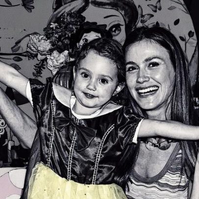 Renata Kuerten transforma filha em Branca de Neve em aniversário encantador