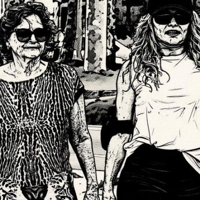 Rita Guedes exibe momento fitness ao lado da mãe