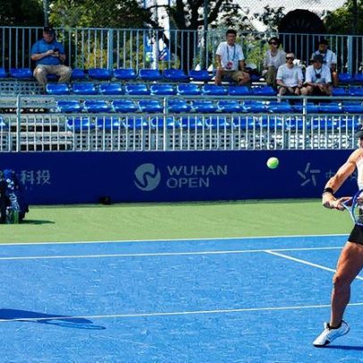 Stefani e Babos vão às semis em Ningbo e se aproximam do título