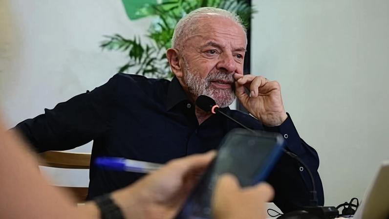Lula segue como o candidato preferido dos eleitores em 2026, segundo pesquisa Quaest. Foto: Pablo PORCIUNCULA / AFP