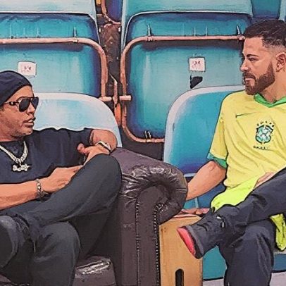 Barcelona lança camisa inspirada na noite mágica de Ronaldinho