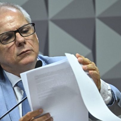 Ex-presidente do INSS é preso em operação de fraudes